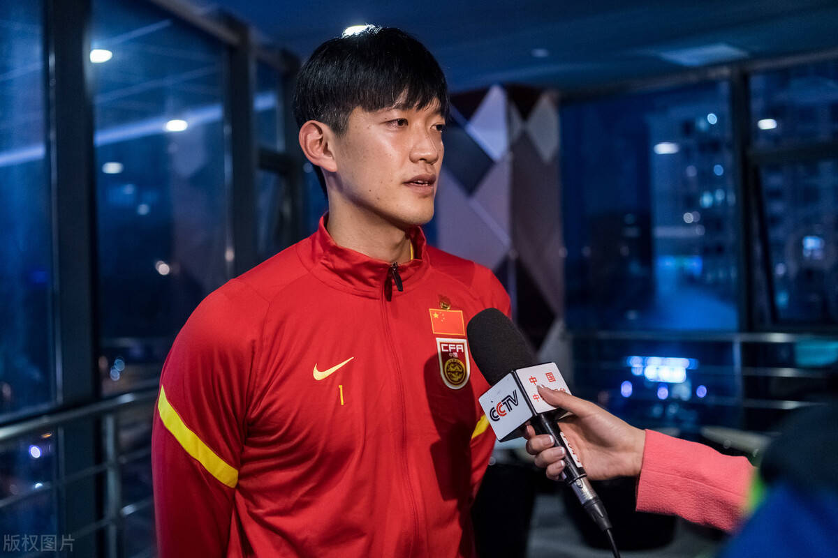 乐竟体育官网-包含奥格斯堡逆袭成功，掀起一波连胜狂潮的词条