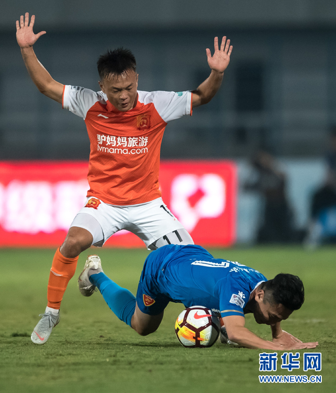 乐竟体育官网-杭州绿城迎战武汉卓尔，主场作战抢夺分(武汉卓尔浙江绿城比赛集锦)